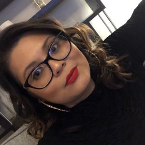 Meet your Posher, Diana